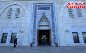 Düzce, Zonguldak, Karabük ve Bartın'da ramazanın ilk cuma namazı kılındı