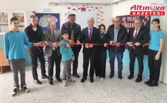 Merzifon'da köy okulunda matematik sınıfı açıldı