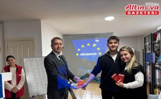 Salıpazarı'nda gençlik projeleri Ulusal Ajans'a sunuldu