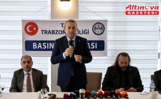 Trabzon Valisi Şahin gazetecilerle buluştu