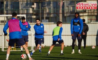 Çaykur Rizespor, Trabzonspor maçının hazırlıklarına başladı