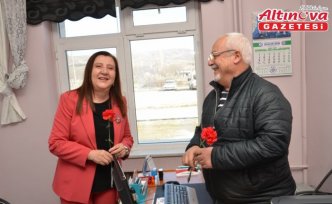 Gümüşhacıköy Belediye Başkanı Özyol’dan sağlık çalışanlarına Tıp Bayramı ziyareti