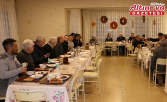 Of'ta eğitim kurumlarının yöneticileri iftarda bir araya geldi