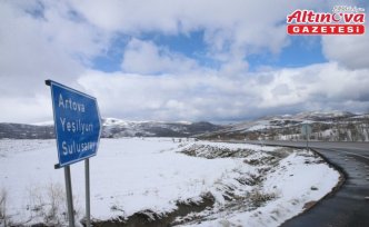 Tokat-Sivas kara yolunda kar yağışı etkili oluyor