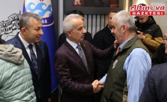 Ulaştırma ve Altyapı Bakanı Uraloğlu, Trabzon'da bayramlaşma töreninde konuştu: