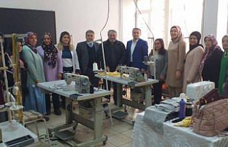 Zonguldak'ta Gazze'deki kadın ve çocuklar için giysiler üretildi