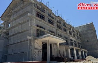 Güneysu'daki 100 yataklı hastanenin yapımı sürüyor