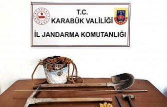 Karabük'te izinsiz kazı yapan 2 zanlı yakalandı