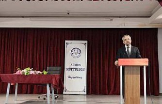 Almus Müftülüğü konferans düzenledi