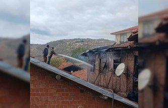 Oğuzlar'da yanan ev kullanılamaz hale geldi