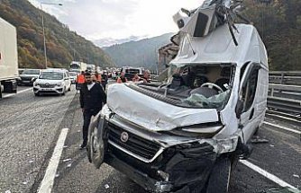 Bolu Dağı Tüneli viyadüklerindeki zincirleme kaza ulaşımı aksattı