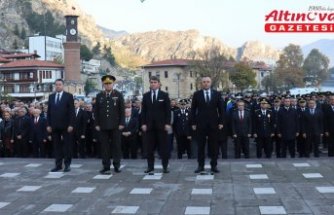 Büyük Önder Atatürk'ü anıyoruz