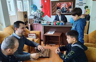 Borsa İstanbul YBO öğrencilerinden Bafra Görme Engelliler Derneğine ziyaret