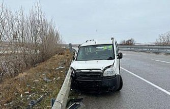 Çorum'da iki aracın karıştığı kazada 5 kişi yaralandı