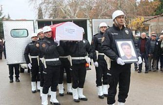 Çorum’da t hayatını kaybeden polis memuru Gürel, son yolculuğuna uğurlandı
