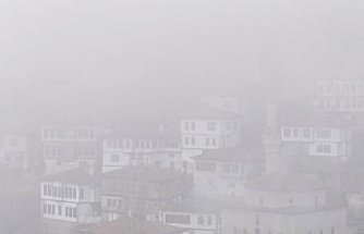 Safranbolu'nun tarihi yapıları sisle kaplandı