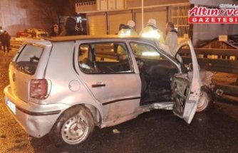 Bafra'da iki otomobil çarpıştı, 3 kişi yaralandı