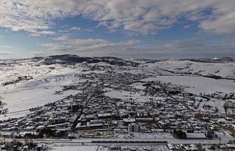 Beyaza bürünen Artova ilçesi havadan görüntülendi