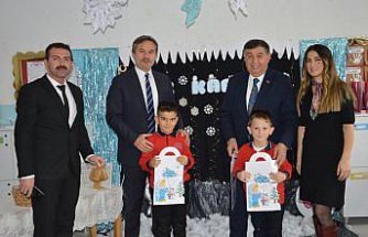 Havza'da 5 bin 409 öğrenci karne alarak yarıyıl tatiline girdi