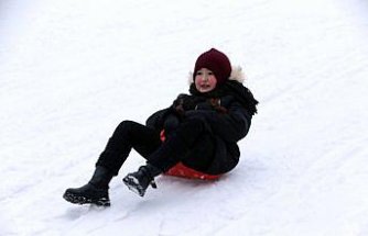Ilgaz Yurduntepe Kayak Merkezi'nde yarıyıl tatili yoğunluğu yaşanıyor