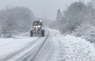 Kastamonu'da yoğun kar yağışı etkili oluyor