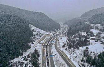 Kastamonu'nun yüksek kesimlerinde kar yağışı ve sis etkili oluyor