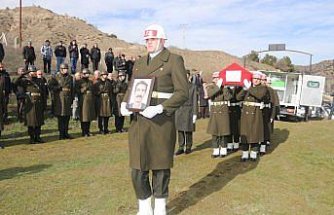 Kıbrıs gazisi Aydın, Amasya'da son yolculuğuna uğurlandı