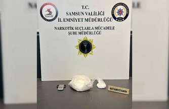 Samsun'da bagaja gizlenen uyuşturucuyu hasas burunlu köpek “Pera“ buldu