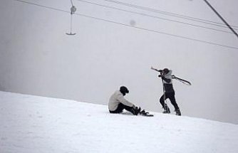 Uludağ hafta sonu tatilcilerle doldu