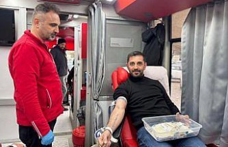 Artvin Trabzonspor Taraftarlar Derneğinden kan bağışı