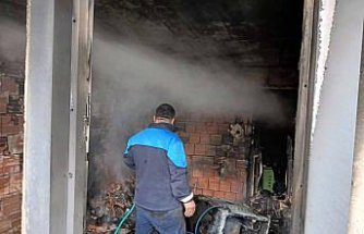 Salıpazarı'nda yangın çıkan evde hasar meydana geldi