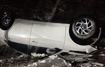 Samsun'da otomobilin devrilmesi sonucu 4 kişi yaralandı