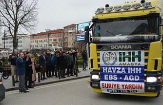 Samsun'dan Suriye'ye 520 çuval un gönderildi