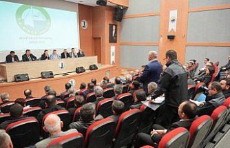 Vali Özarslan Gerze'de muhtarlarla bir araya geldi