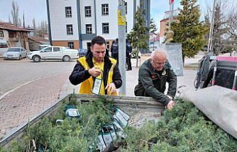 Başçiftlik'te öğrencilere fidan dağıtımı yapıldı
