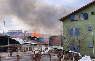 Bolu'da çıkan yangında 1 ev kullanılamaz hale geldi