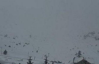 Bolu'nun yüksek kesimlerinde kar yağışı etkili oluyor