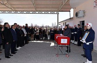 Cesedi tıp eğitiminde kullanılan emekli albay Amasya'da son yolculuğuna uğurlandı