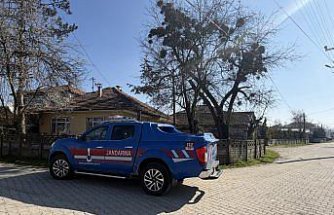 Düzce'de karbonmonoksit gazından etkilenen kadın öldü, babası ve 2 kızı hastaneye kaldırıldı