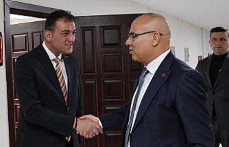 Giresun'da bayramlaşma töreni düzenlendi