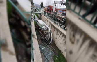 Karabük'te otomobillere çarpan alkollü ve ehliyetsiz sürücüyle araç sahibine 265 bin lira ceza