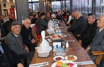 Kaymakam Kartal iftarda muhtarlarla buluştu