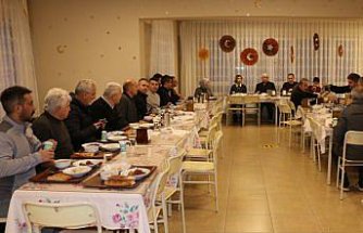 Of'ta eğitim kurumlarının yöneticileri iftarda bir araya geldi