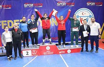 Ordu'da Genç Kızlar Türkiye Halter Birinciliği müsabakaları sona erdi