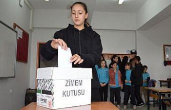 Samsun'da öğrenciler “zimem defteri“ geleneğini yaşattı