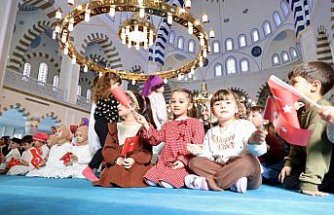 Trabzon'da 2 bin çocuğun katılımıyla “tekne orucu“ etkinliği yapıldı