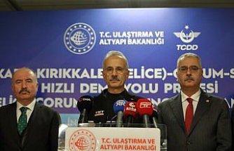 Ulaştırma ve Altyapı Bakanı Uraloğlu, Çorum'da demir yolu işçileriyle iftar yaptı: