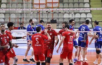 Voleybol: SMS Grup Efeler Ligi
