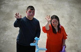 Düzce'de otizmli çocuklar, farkındalık günü etkinliklerinde eğlendi