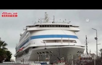 Astoria Grande kruvaziyeri Samsun'a geldi
